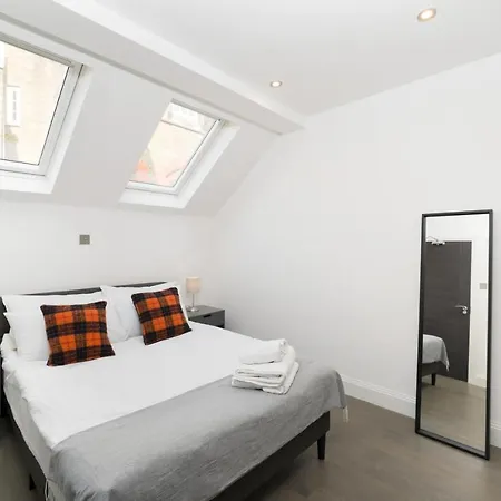 Oxford Street 2 Bedr, 3 Beds, 2,5 Bath, 2 Min Subway Apartment London Exterior photo