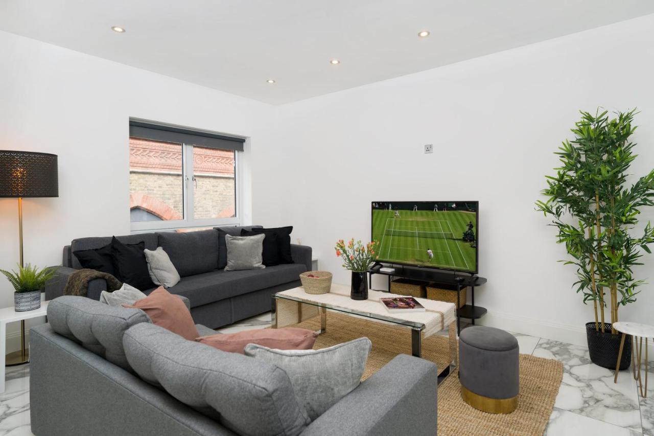 Oxford Street 2 Bedr, 3 Beds, 2,5 Bath, 2 Min Subway