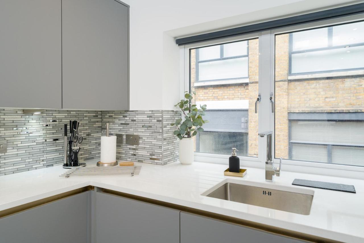 Oxford Street 2 Bedr, 3 Beds, 2,5 Bath, 2 Min Subway London